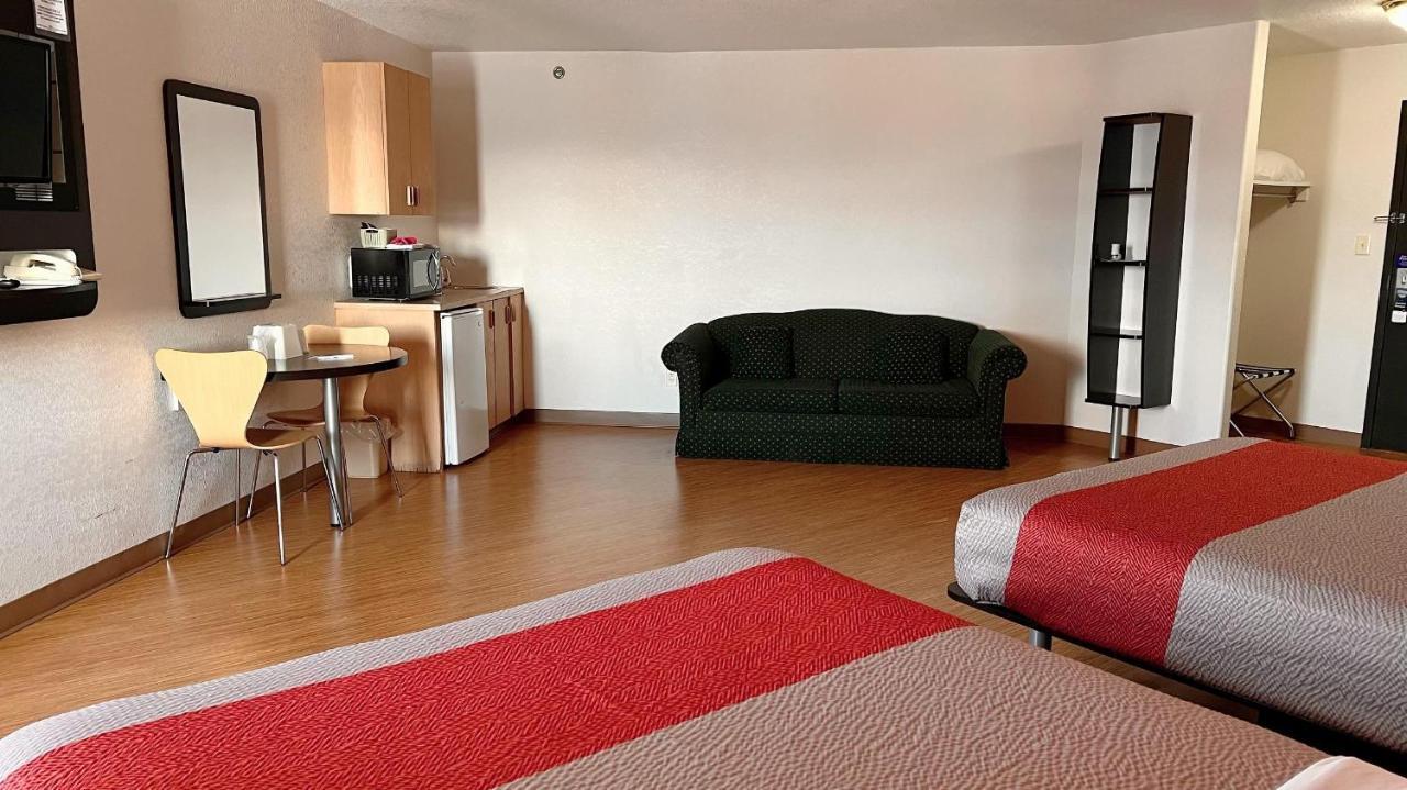 Motel 6-Regina, Sk Bagian luar foto